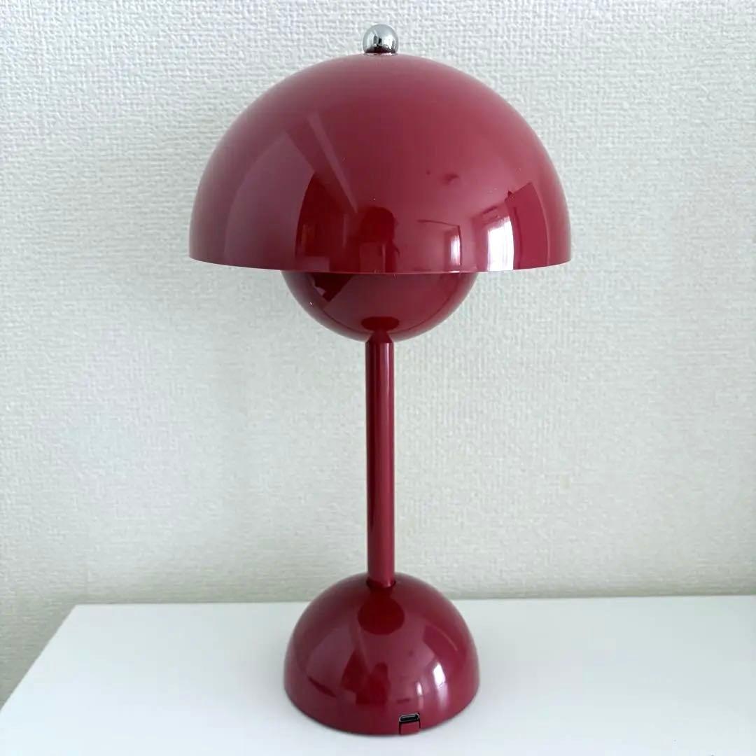 モダンテーブルランプ レッド - メルカリ