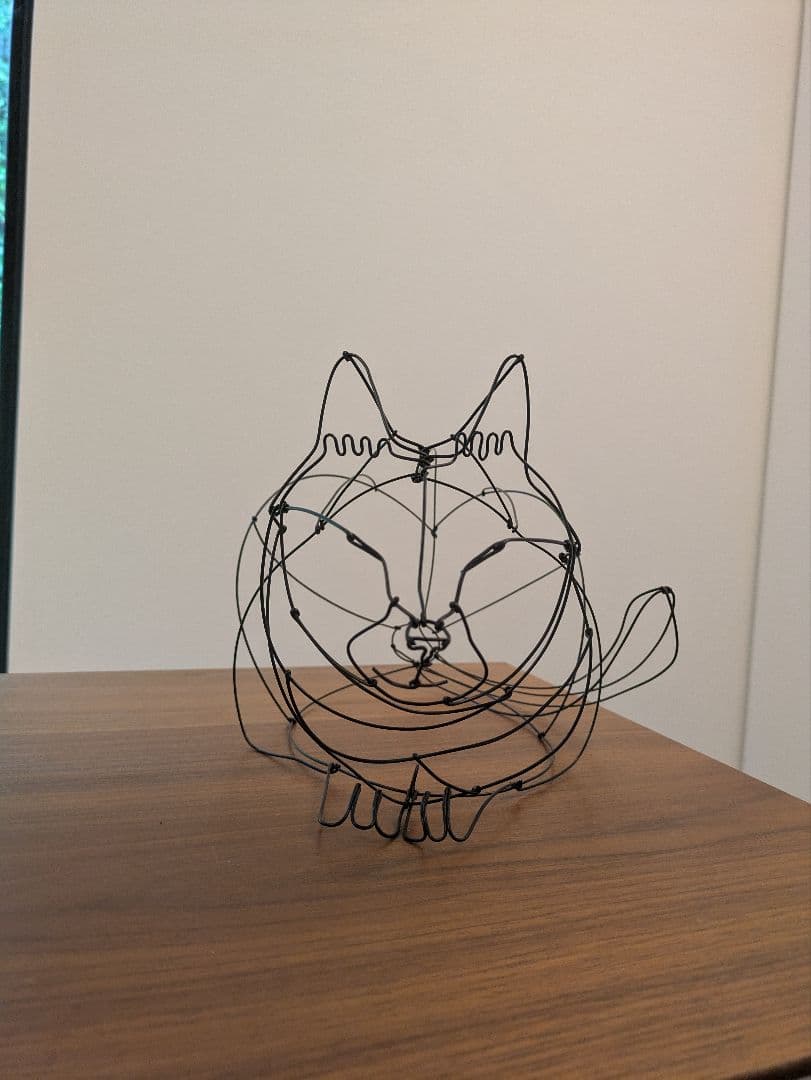 ねてる猫のワイヤーアート 歩く猫、おすわり猫 #ワイヤーアート #ワイヤークラフト #wireart