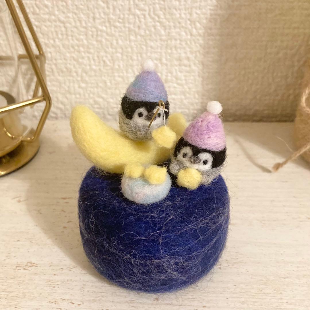 星を釣るペンギンさん　羊毛フェルト 羊毛フェルト ペンギンの人気通販 | minne byGMOペパボ 国内最大級の