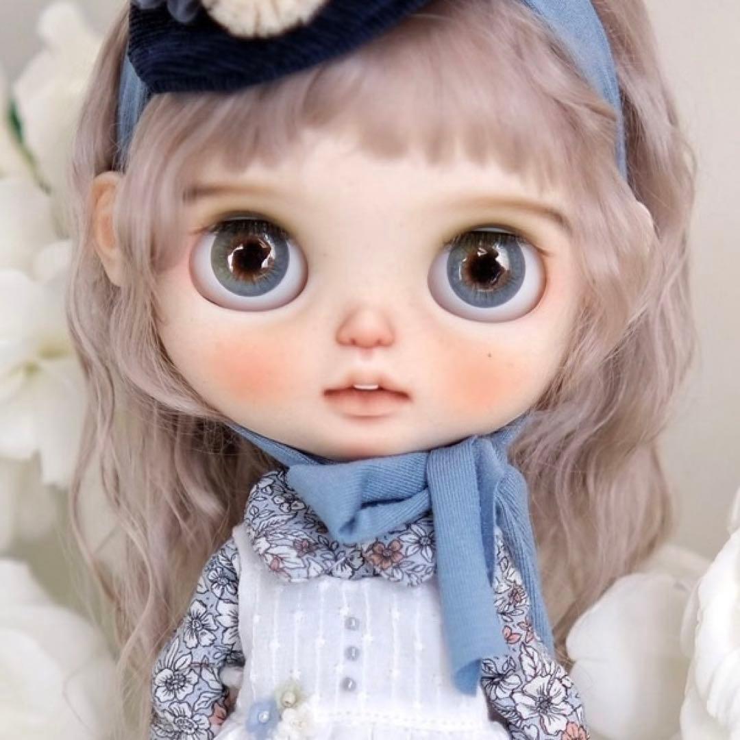 人気海外作家様 カスタムブライス 人形 かわいい 幼い 優しい 微笑み