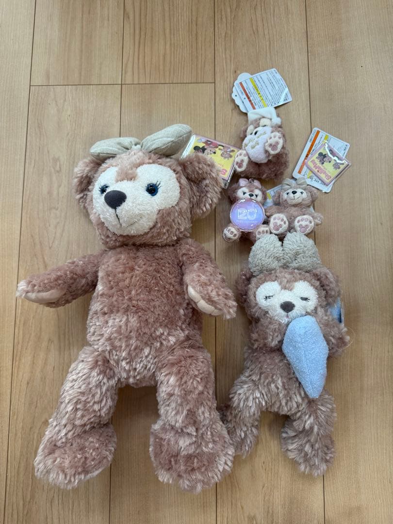 東京ディズニーシー カラフルハピネス ぬいぐるみ チャーム シェリーメイ セット シェリーメイ ぬいぐるみチャーム ダッフィー＆フレンズ 20周年