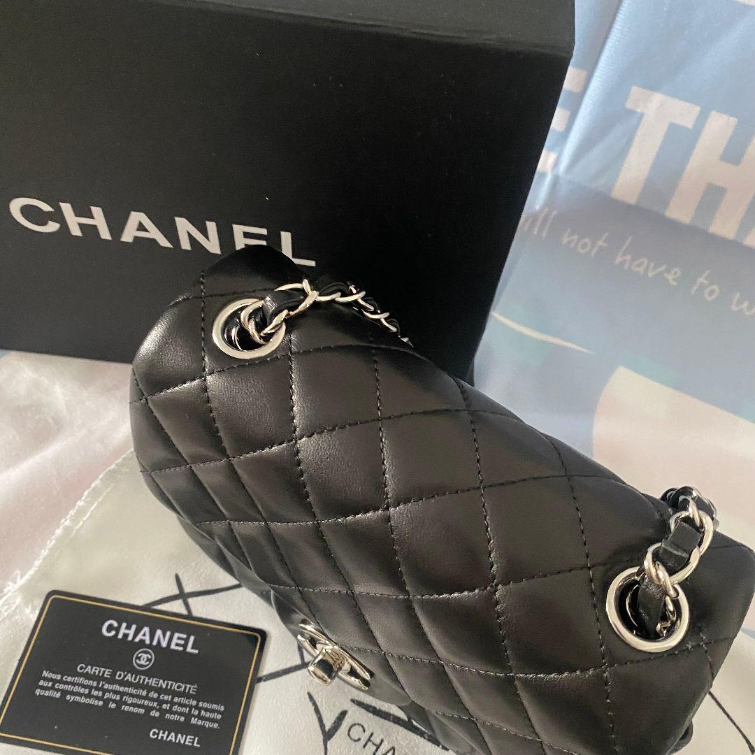 CHANEL ブラック キルティング ショルダーバッグ - メルカリ