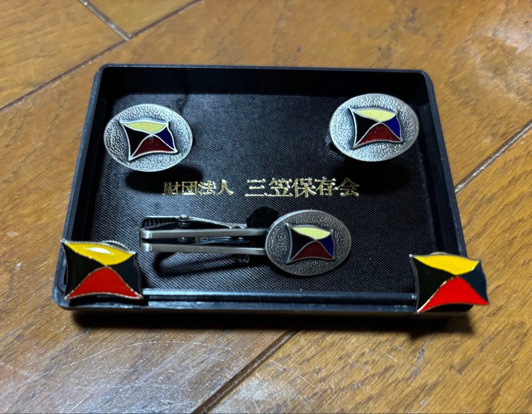 5点セット Z旗 軍艦三笠 カフスボタン ネクタイピン 記念バッジ 艦船