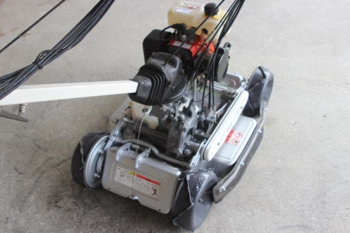 草刈機 オーレック スパイダーモアー SP850B 4WD 爪新品 斜面刈