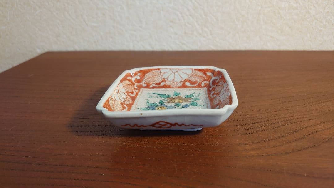 古九谷 古伊万里 赤絵 陽刻文 華の図 飯田屋 宮本屋窯 越