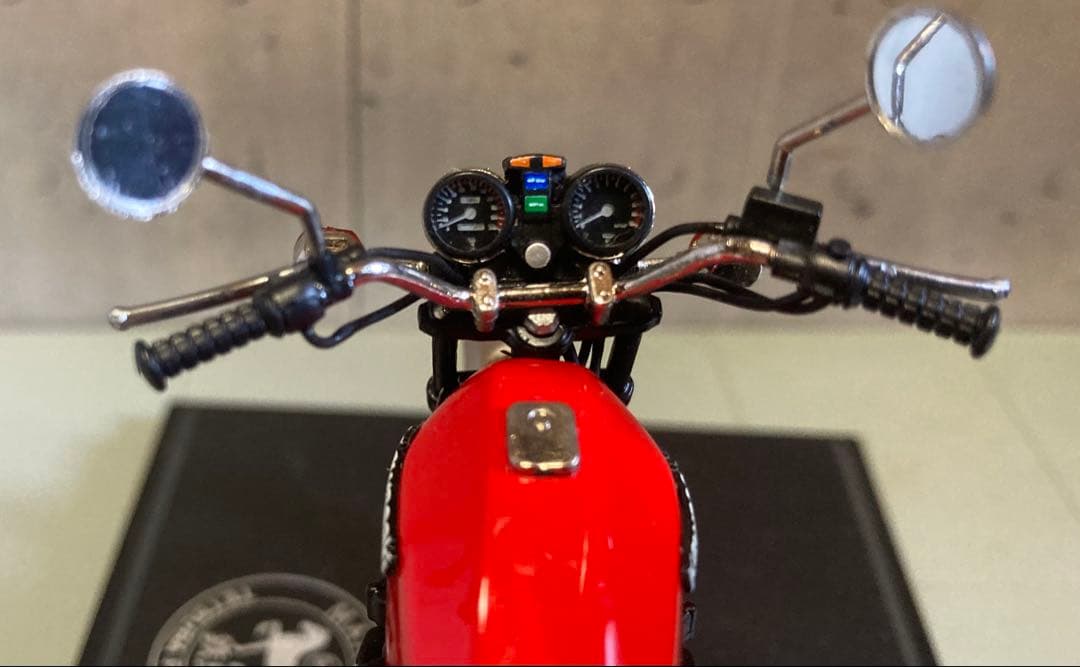マルサン 鉄馬Kawasaki Z400FX 1/18スケールモデル - メルカリ