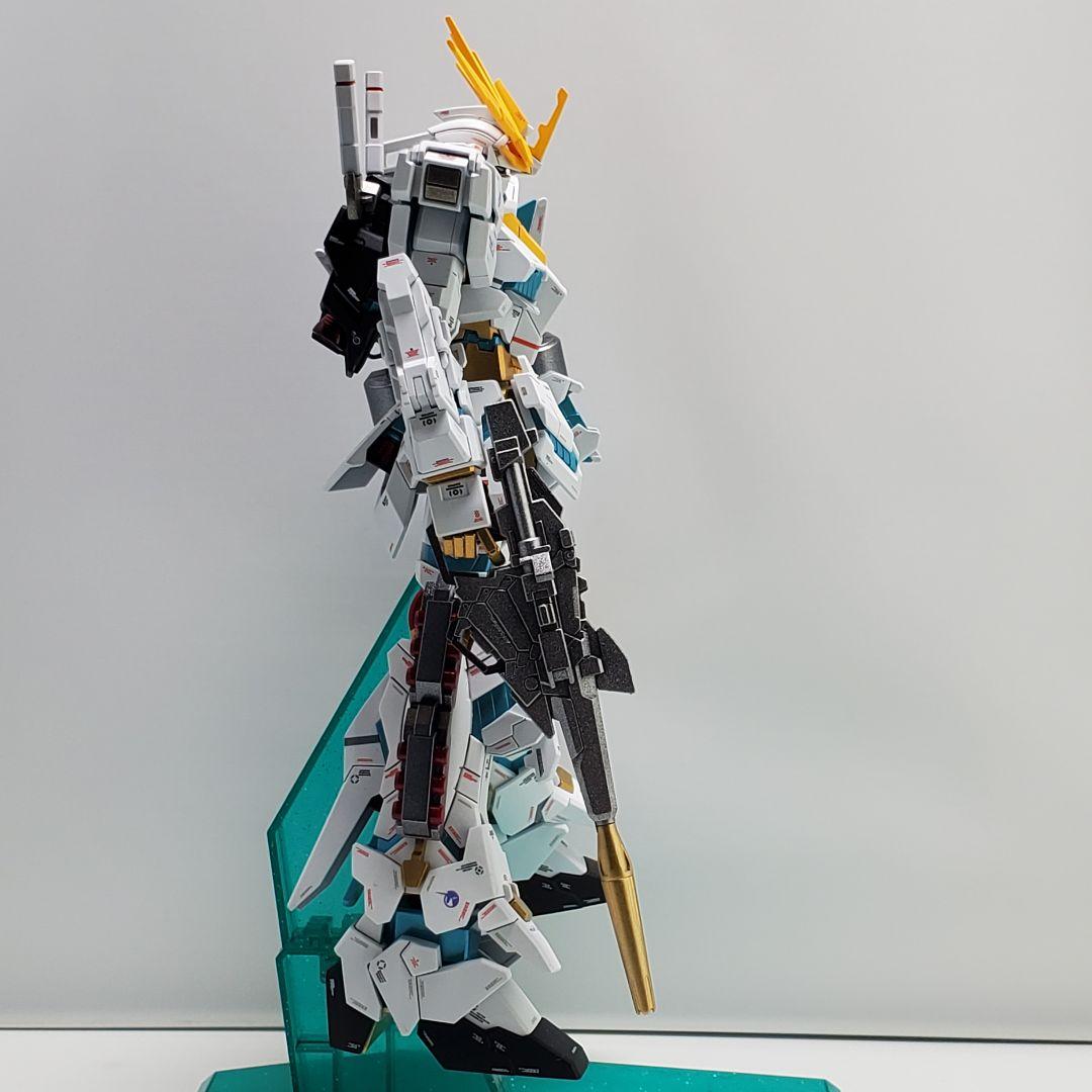 HGUC ユニコーンガンダム 白バンシィゴールドフレーム 塗装 完成品