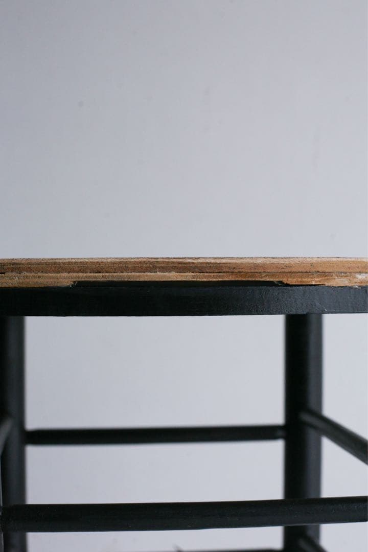 フランス 丸スツール 花台 展示台 ブロカント 丸椅子 古家具 - メルカリ