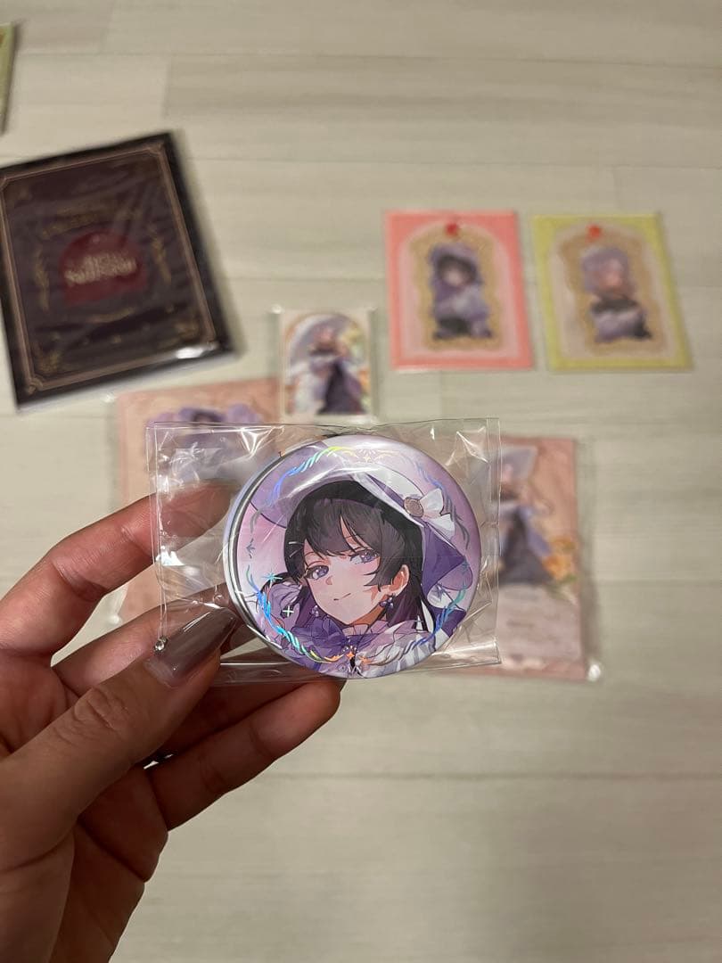 ART OF NIJISANJI グッズ 樋口楓、月ノ美兎 - メルカリ