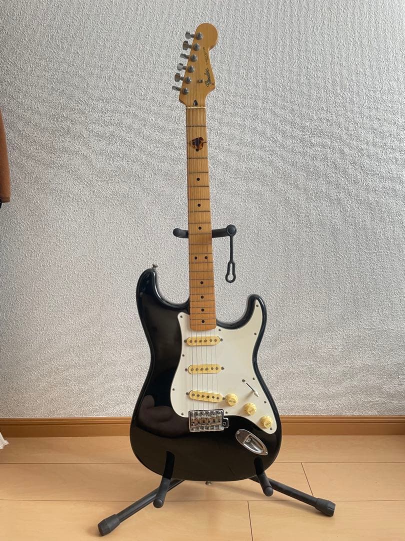 Fender Japan Stratocaster ブラック　ST-43 s-l400.jpg