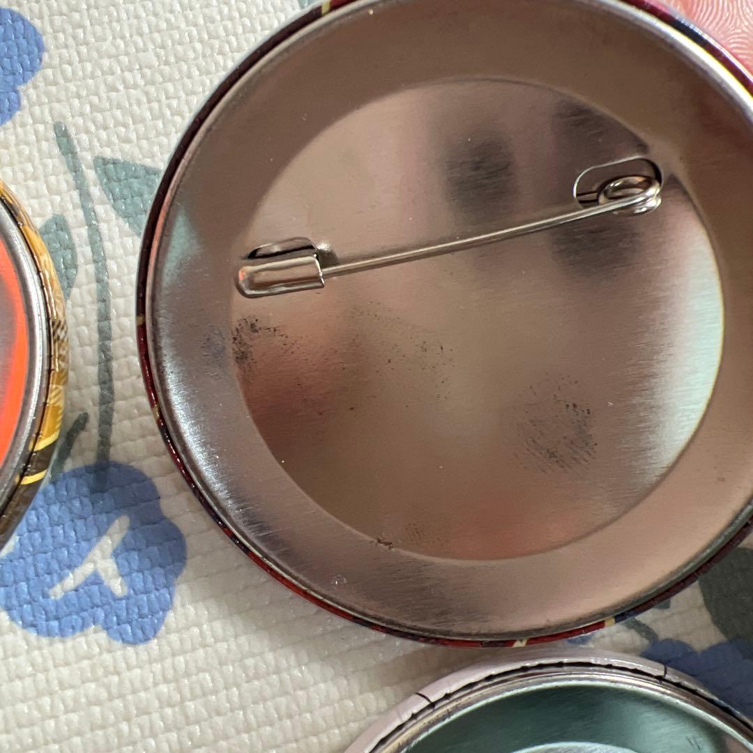 名探偵コナン ヴィレッジヴァンガード バレンタイン 缶バッジ 4点