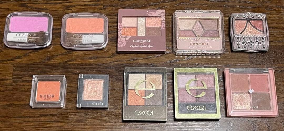コスメまとめ売り アイシャドウ - メルカリ