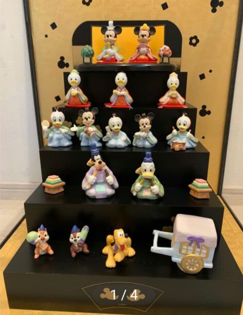 希少・美品】ディズニー 雛人形 五段飾り ガラスケース、箱付き - メルカリ