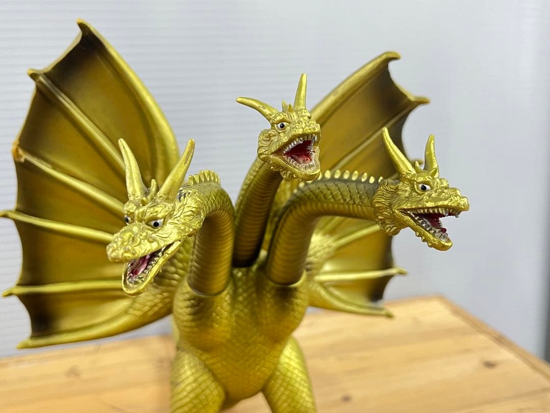キングギドラ ソフビ ゴジラ 東映 初代 昭和 当時物 - メルカリ