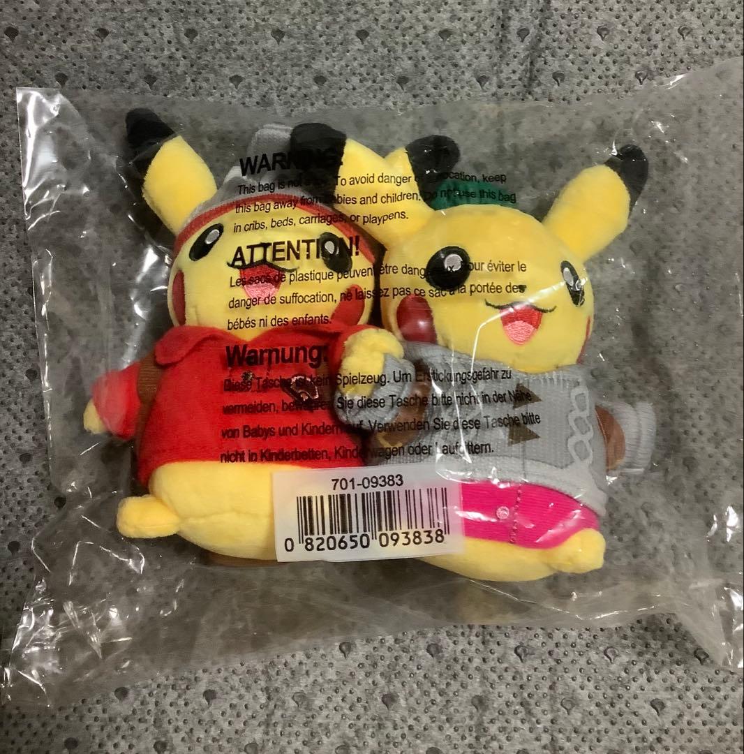25周年　アメリカ限定　ポケモンセンター　ガラル地方　ペアピカチュウ　ぬいぐるみ m40441655758_1.jpg?1719129063
