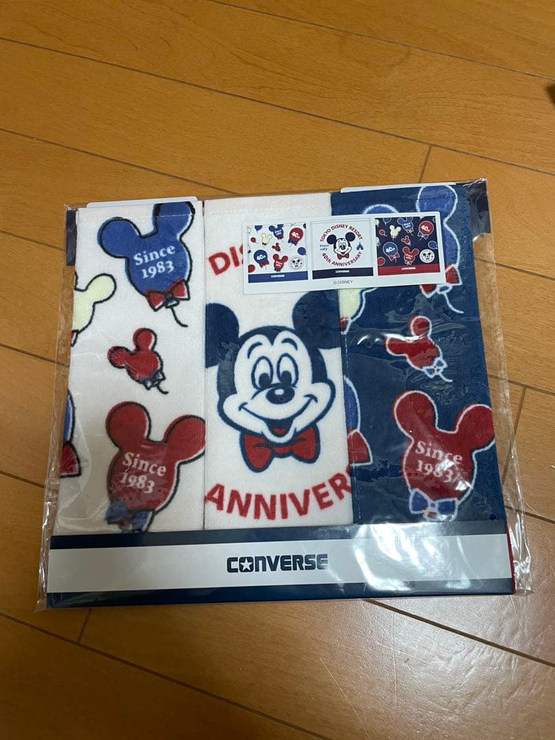 ディズニー40周年 CONVERSEコラボ ミニタオル - メルカリ