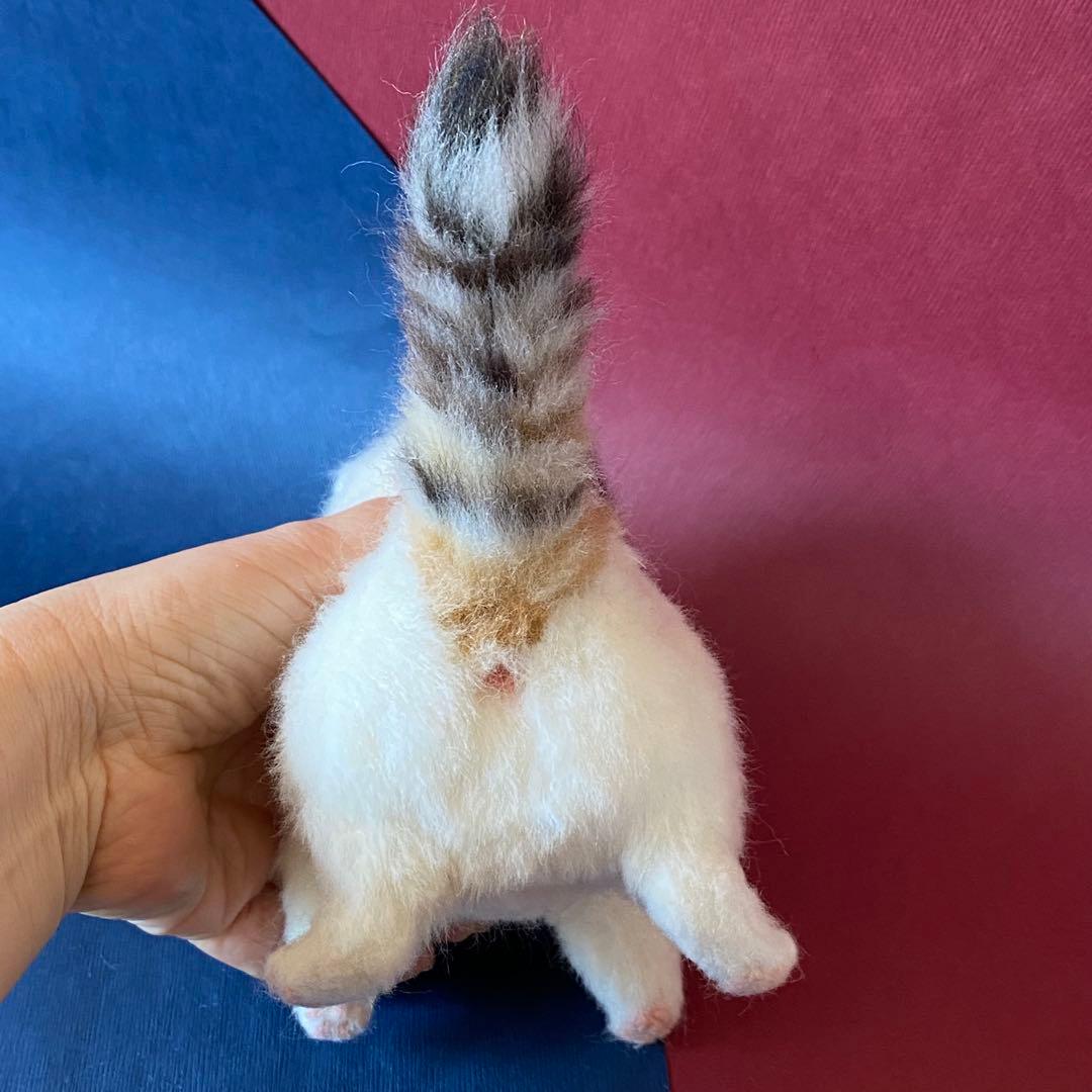 羊毛フェルト猫 全身タイプ リアル可愛い三毛のエキゾチックショート