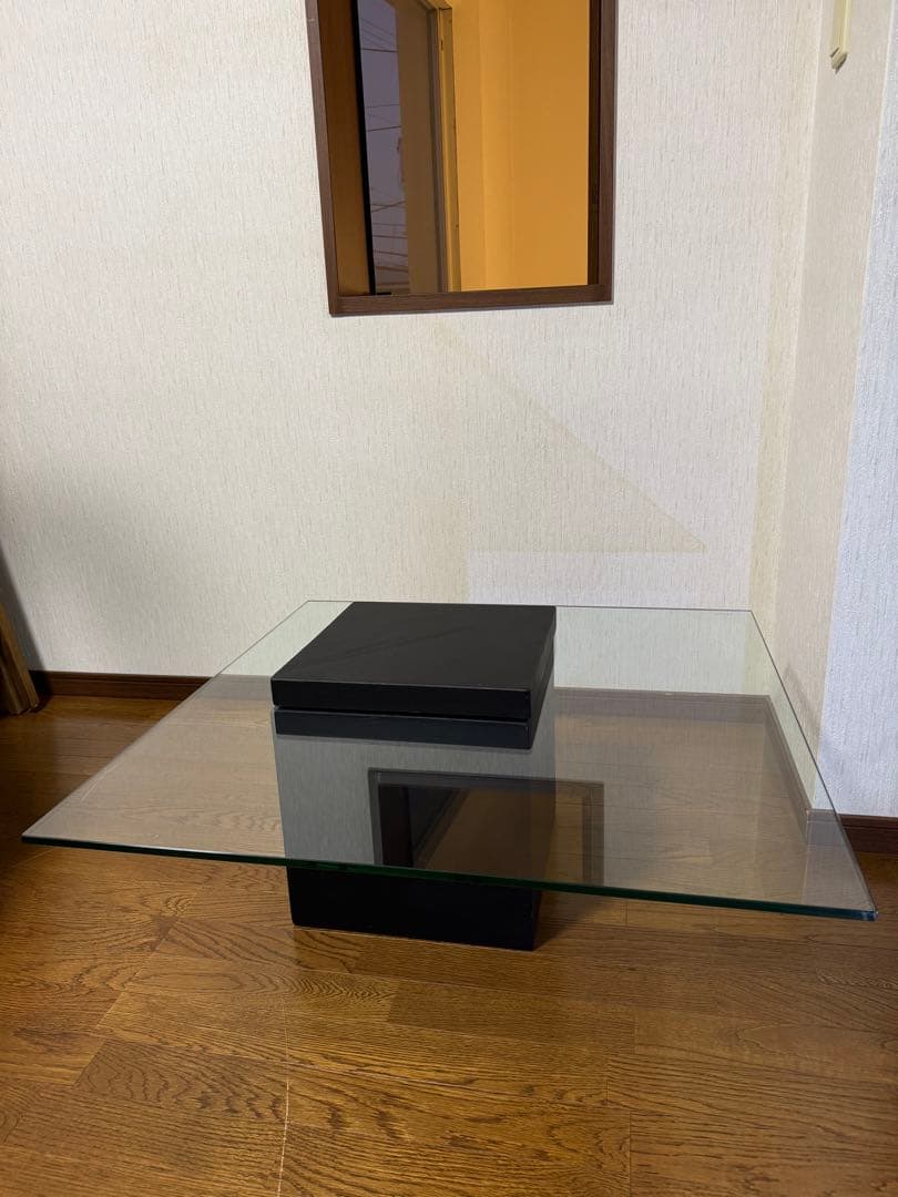 送料込み　moda en casa フライングテーブル ガラス コンクリート moda en casa FLYING table / モーダ・エン・カーサ フライング