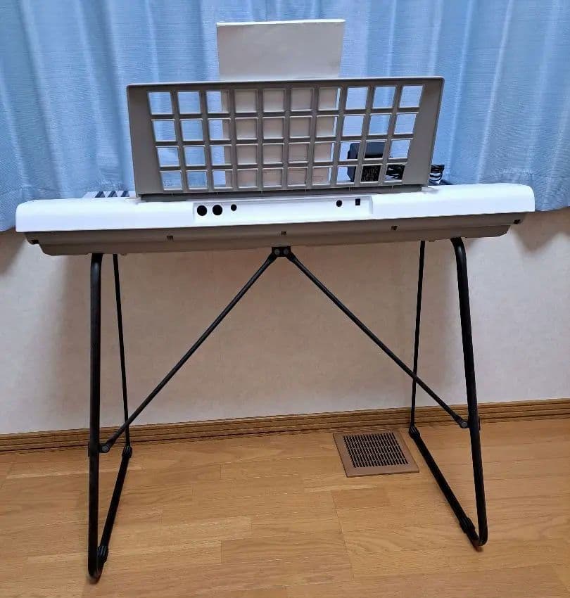 ヤマハ YAMAHA EZ-J210 電子キーボード スタンド付き 譜面台 - メルカリ