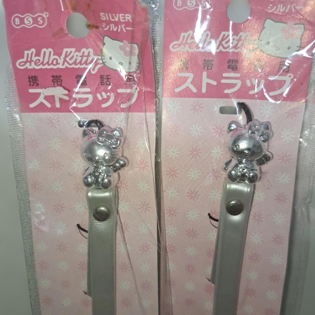 レトロ‼️ハローキティ ストラップまとめ売り - メルカリ