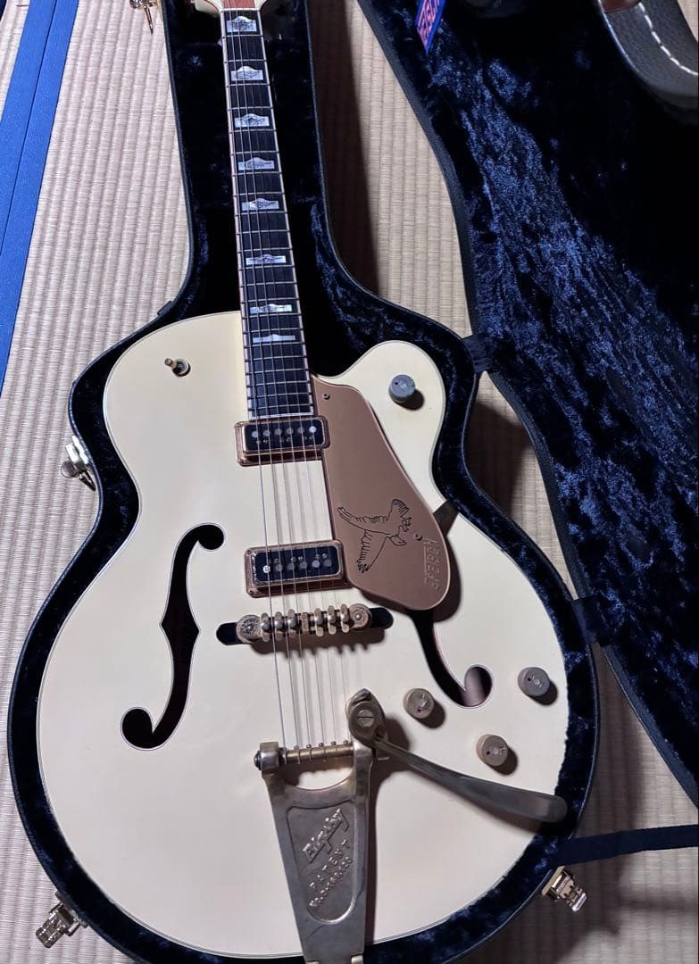 Gretsch G6136T-LDS 2015 White Falcon - メルカリ