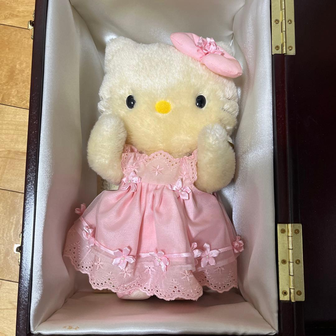 サンリオ ハローキティ ぬいぐるみ ハーマン ミレニアム 500体限定