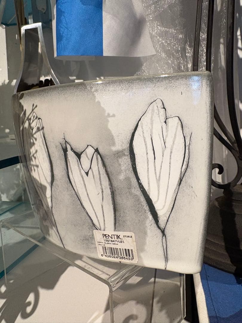 PENTIK 花デザイン 陶器 - 工芸品新 デザイン