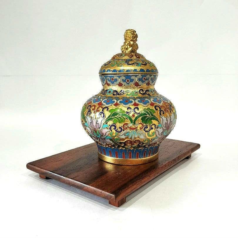 ❤【新品・未使用】中国 七宝琺瑯彩 花文 獅子摘蓋物 七宝焼 壺 ツボ