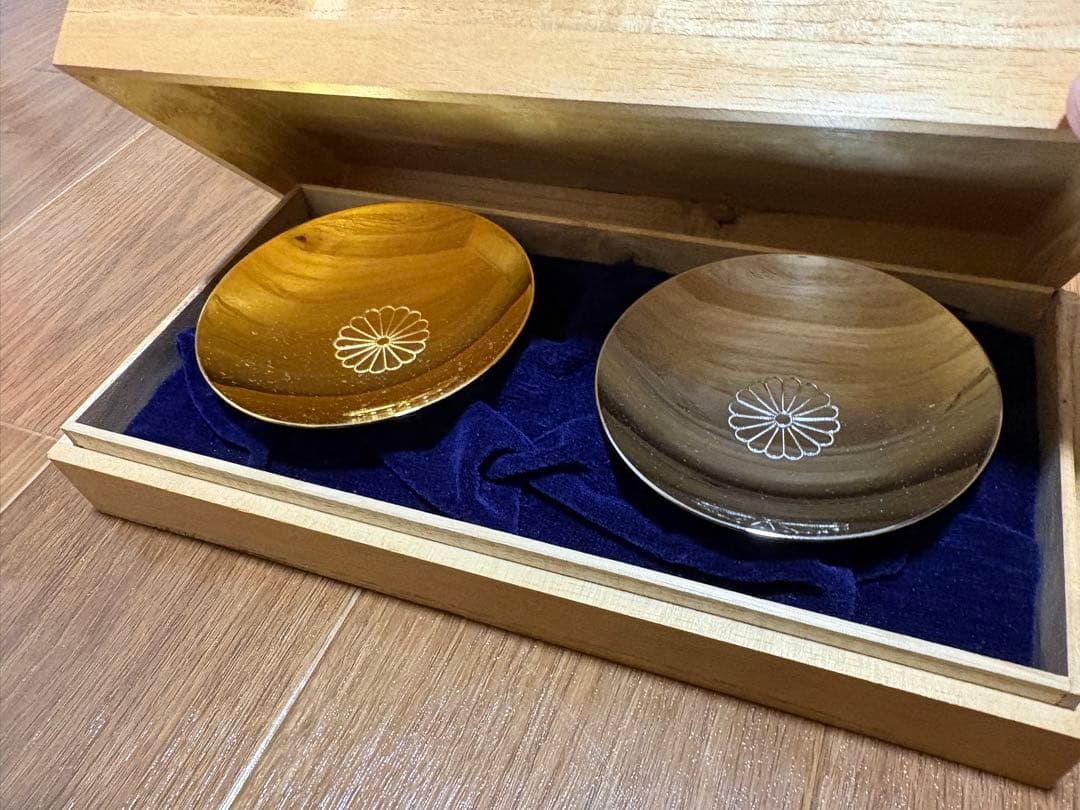 金盃 24金(gp) 24KGPの金杯、売れる？金メッキの買取価格と本当の価値を解説