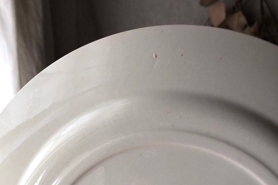 淡く優しいサクラの景色 クレイユモントロー プレート フランス