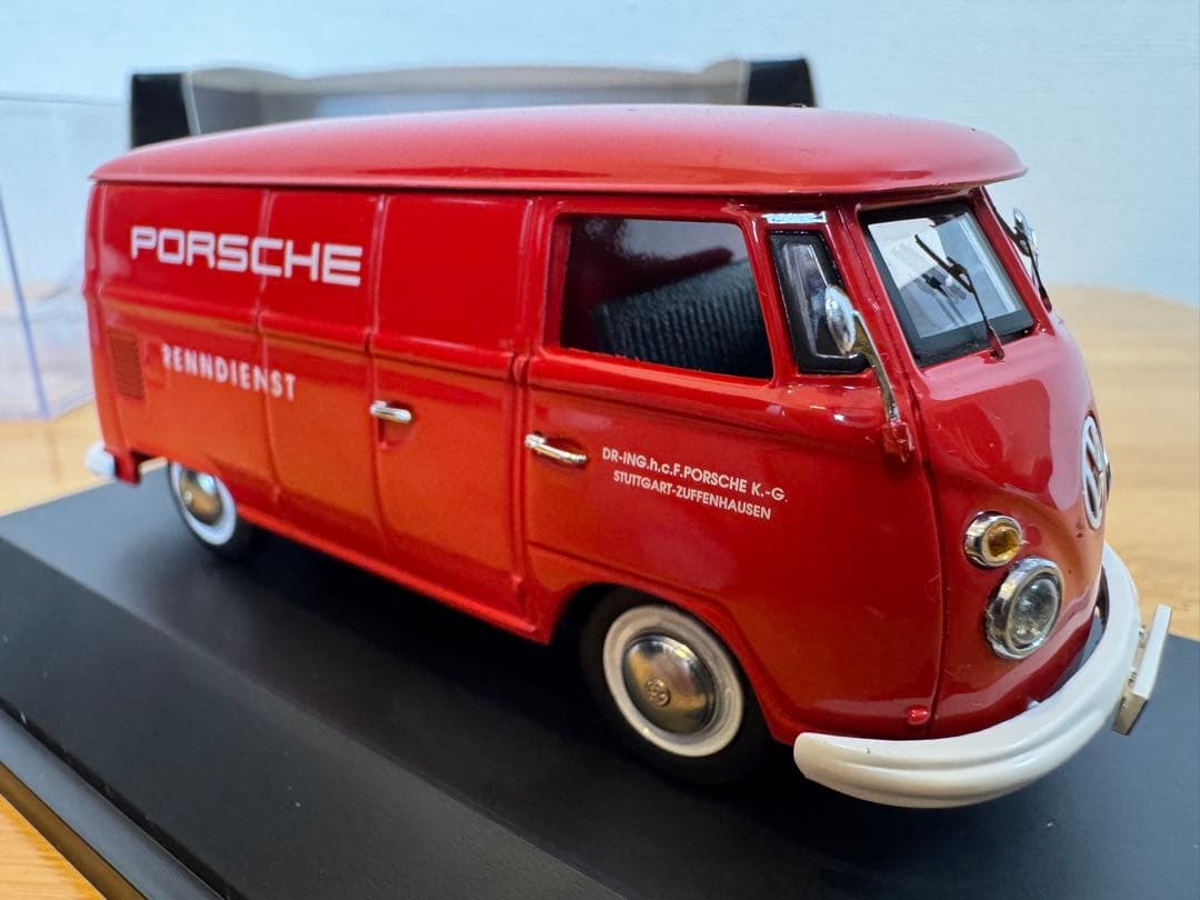 Schuco】限定1500台 Volkswagen T1 『PORSCHE』