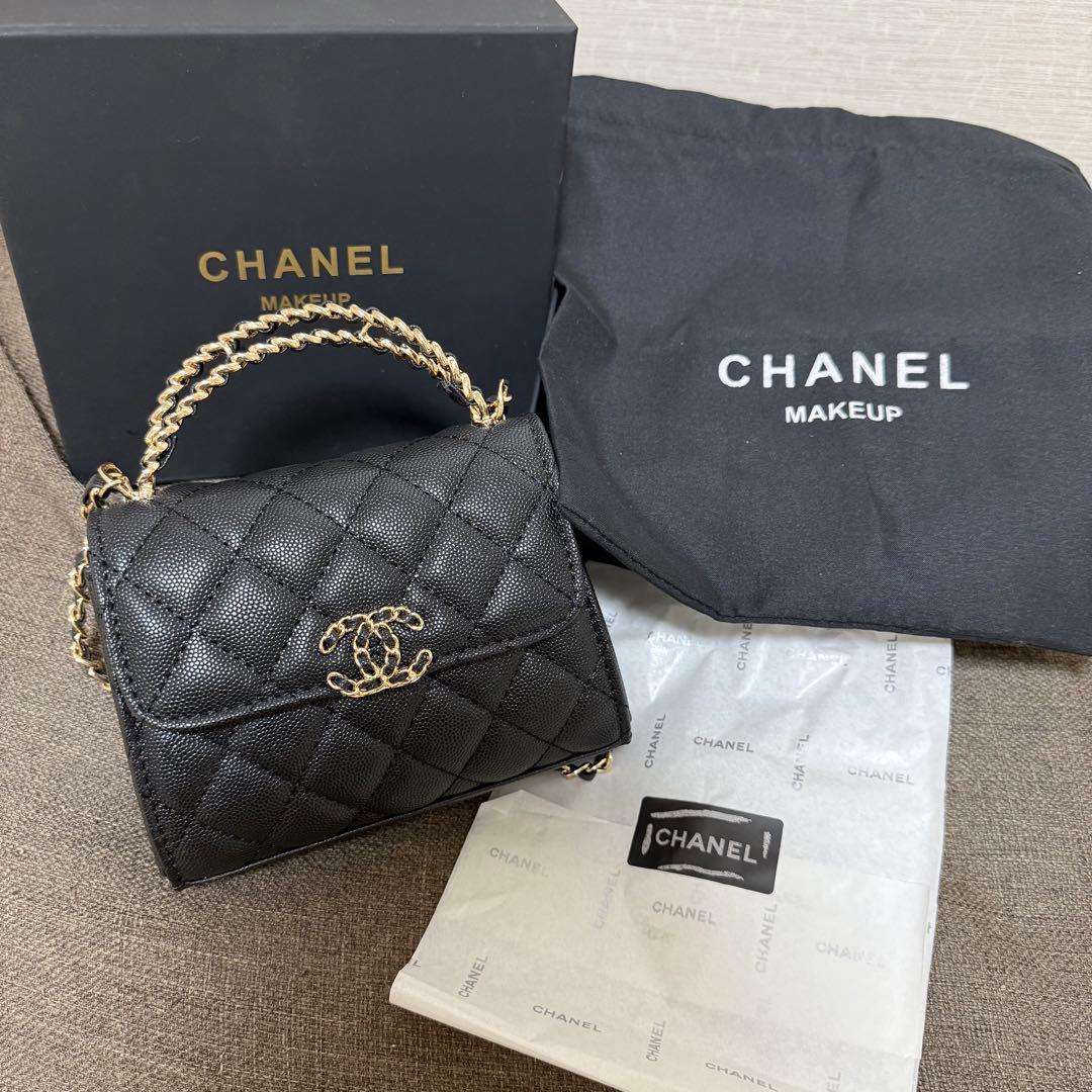 CHANEL MAKEUP ショルダーバッグ ブラック ノベルティギフト CHANEL MAKEUP ショルダーバッグ ブラック ノベルティギフト - メルカリ