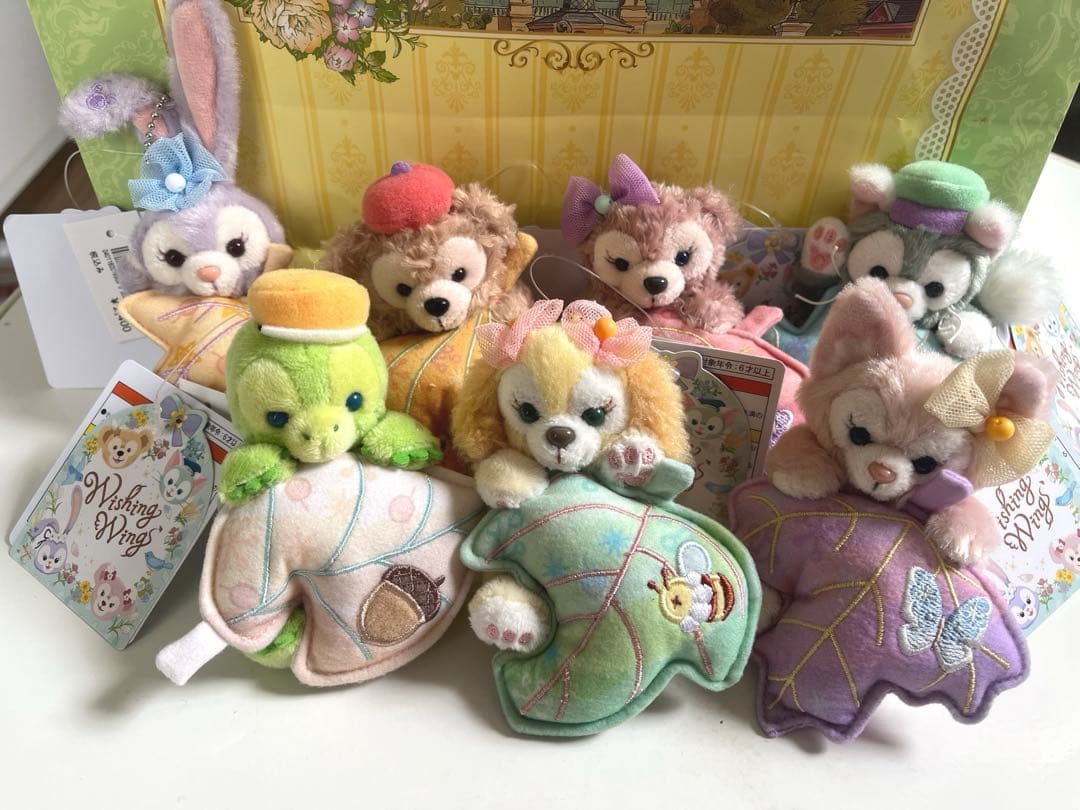 【セット販売】ダッフィー&フレンズ　ウィッシングウィング　ぬいぐるみチャーム 落ち葉を抱えた7人！東京ディズニーシー“ダッフィー＆フレンズの
