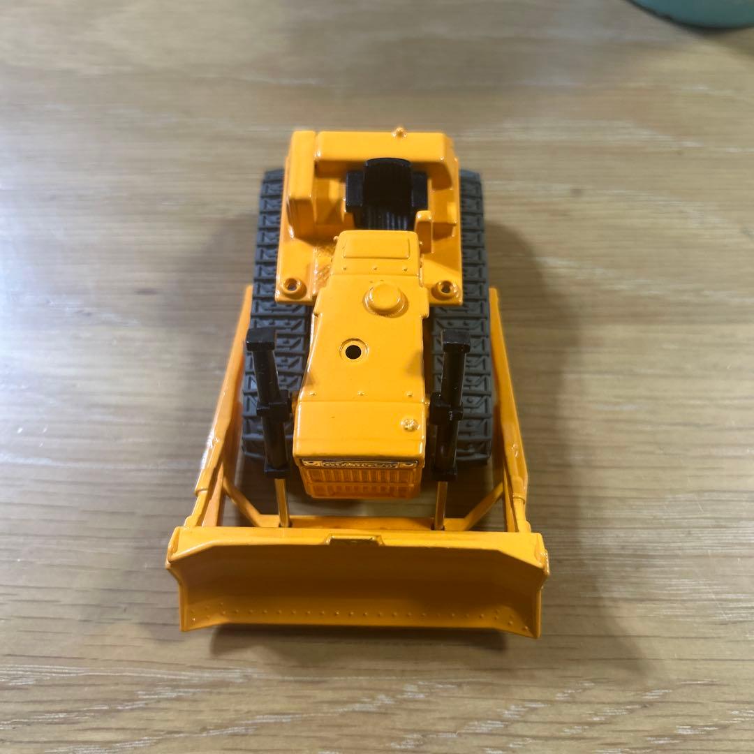 美品】トミカダンディNO32 小松 ブルドーザー D155A 箱、部品有 - メルカリ