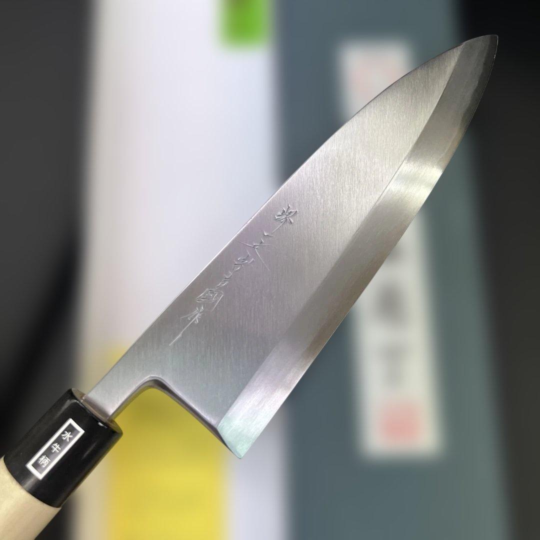 ☆新品送料込☆白二鋼はがね鍛造出刃包丁210mm七寸水牛柄マチ磨き裏