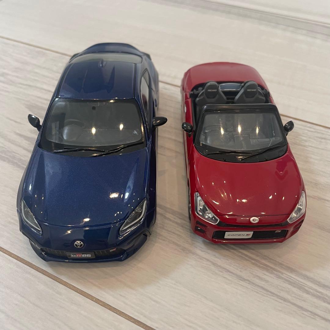 【非売品】トヨタ GR86＆COPEN★色見本ミニカー 店頭展示用 2台セット Amazon | 非売品 トヨタ GR86＆COPEN 色見本ミニカー 店頭展示用 2台