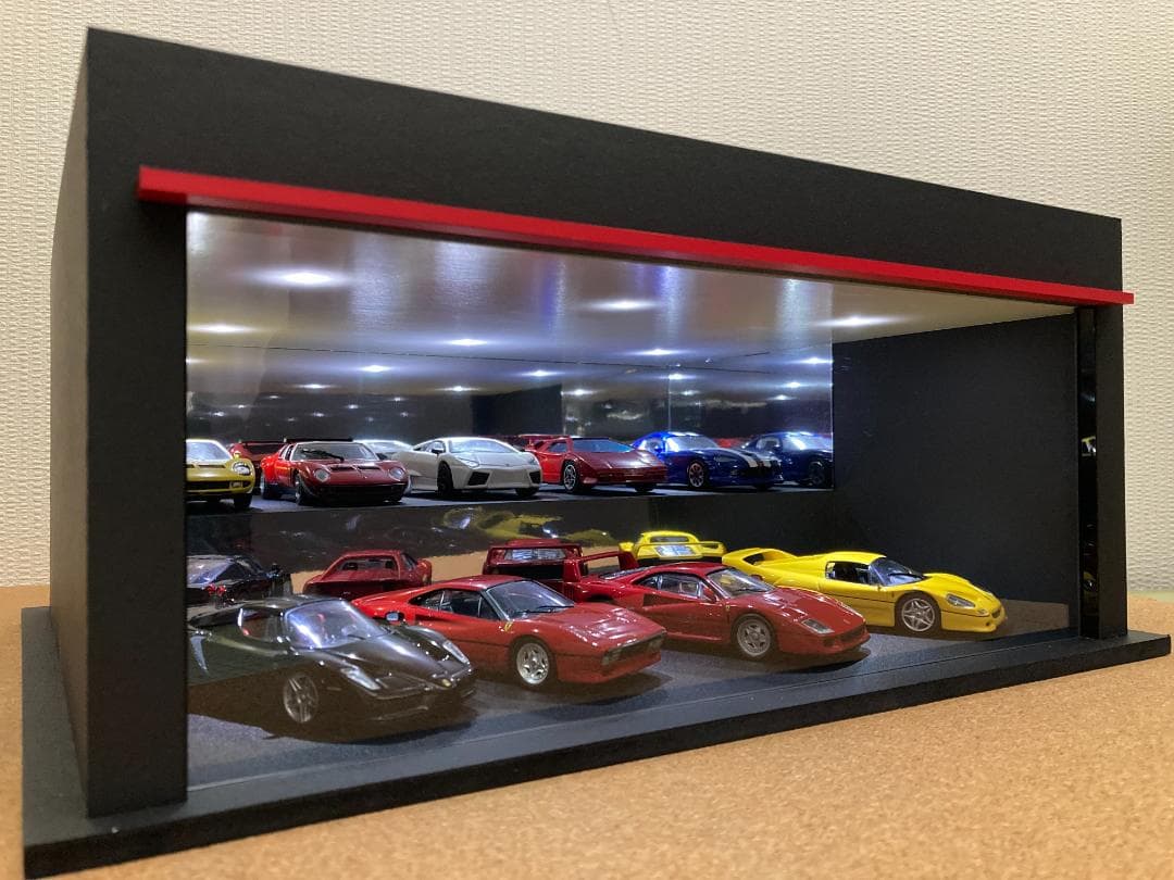 ミニカー専用ジオラマ：1/43 ショールームⅣ（ひな壇タイプ）／ミラー