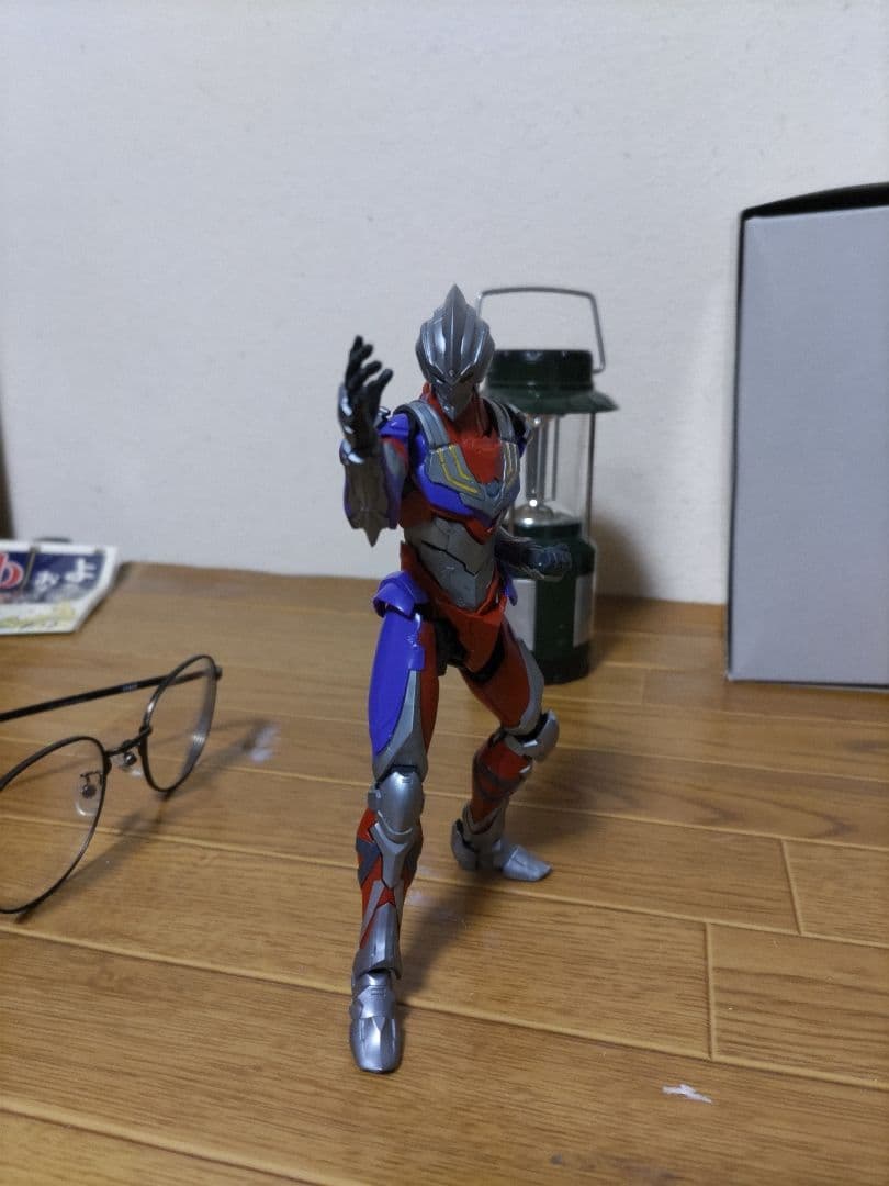 ティガスーツ 定価2万円で全高30cm！フィグゼロ ウルトラマンティガ スーツ 1/6