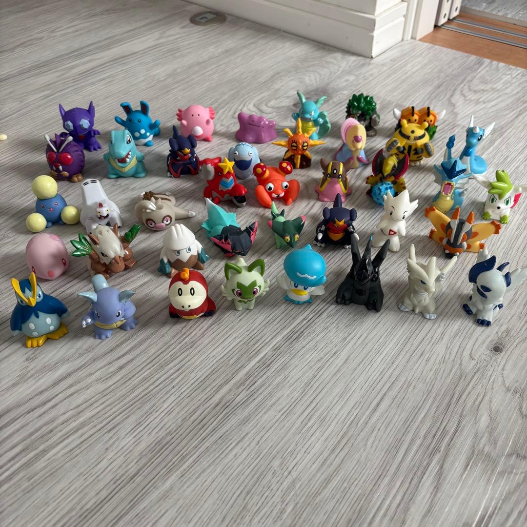 クサイハナ クリア入り！ポケモン指人形 ポケモンキッズまとめ売り