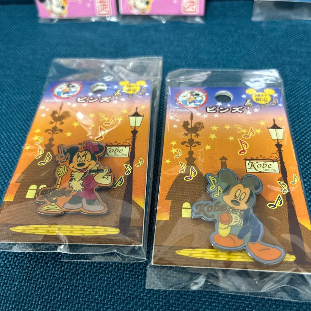 レア物ご当地物ディズニーキャラクターミニピンズ9個セット - メルカリ