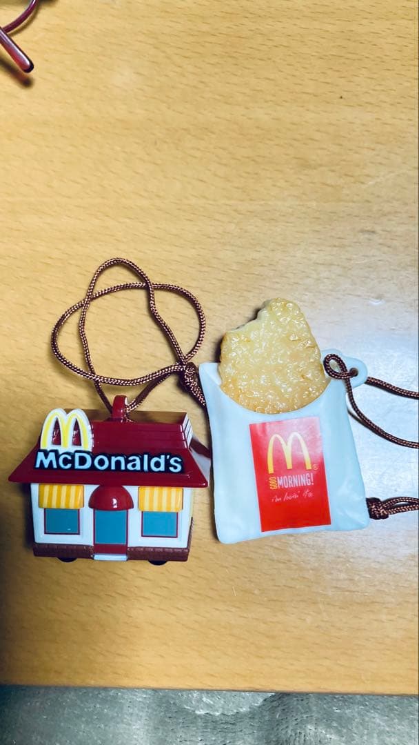 マクドナルド ストラップ ハッシュドポテトと店舗の2点セット - メルカリ