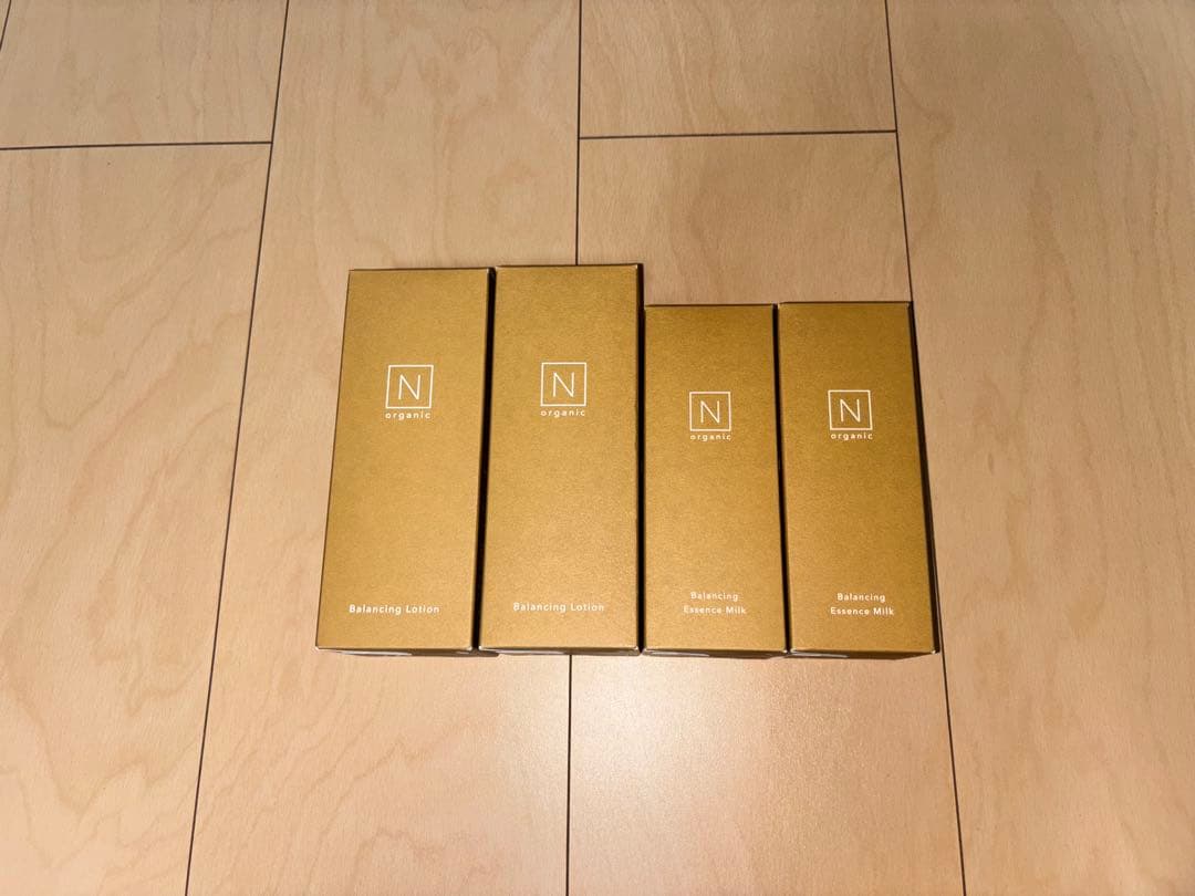 N organic バランシング ローション、エッセンスミルク2本セット N organic Basic バランシング ローション・エッセンスミルクセット