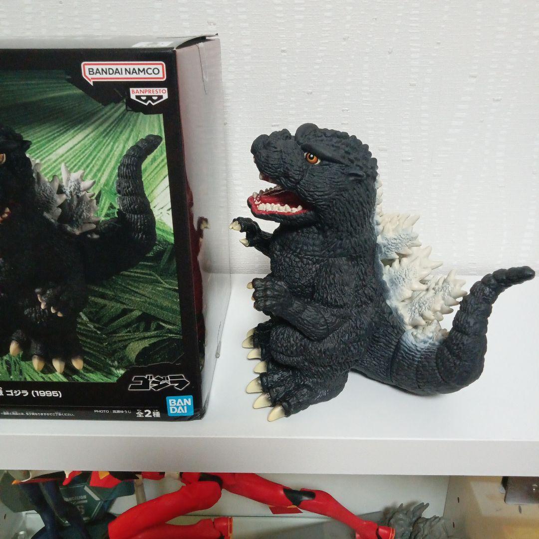 GODZILLA 鎮座獣ゴジラ1995 - メルカリ