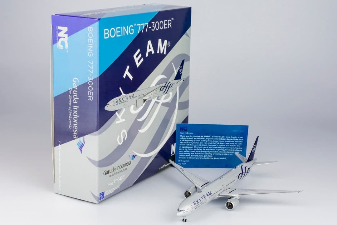 ガルーダインドネシア航空 777-300ER PK-GII 1/400 - メルカリ