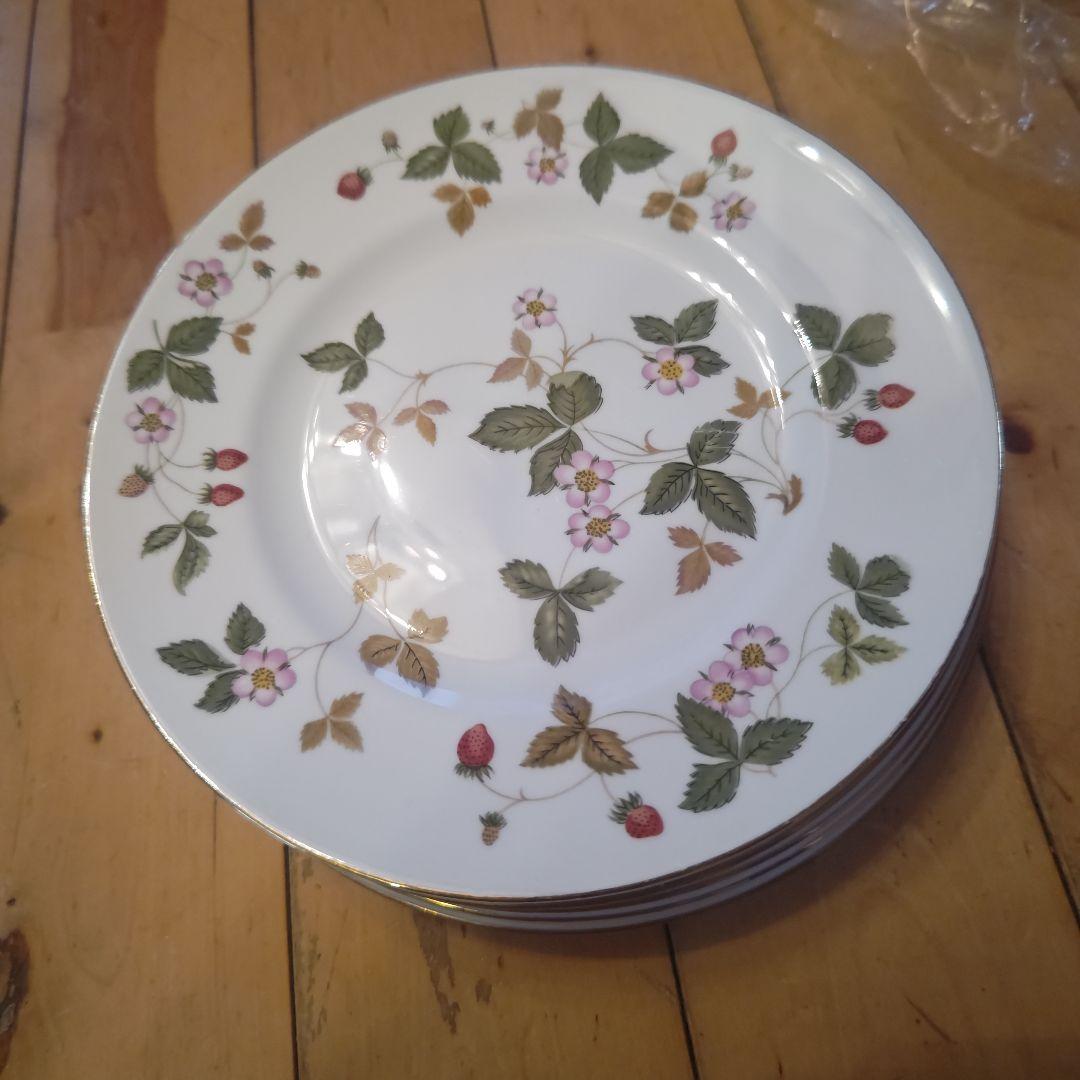 WEDGWOOD ウェッジウッド ワイルドストロベリー 中皿6とウィンザー