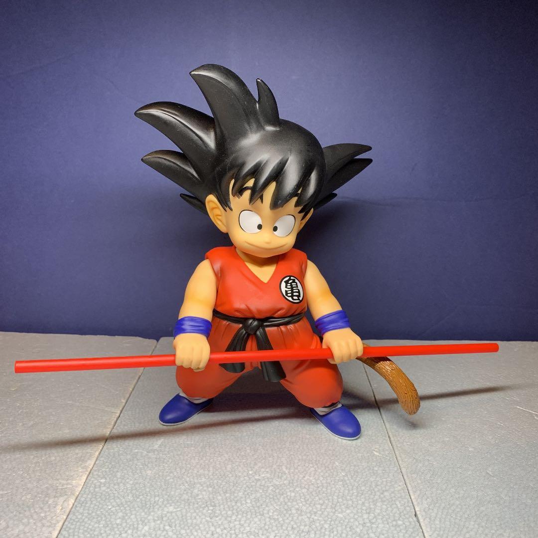 ドラゴンボール DXソフビフィギュア2「孫悟空 Ver.2」 - メルカリ
