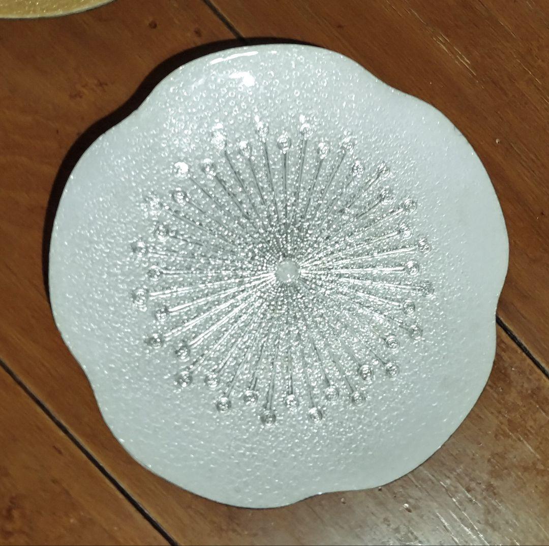 安藤七賓店 七宝焼 小皿 金,紅白の3枚セット コースター - メルカリ