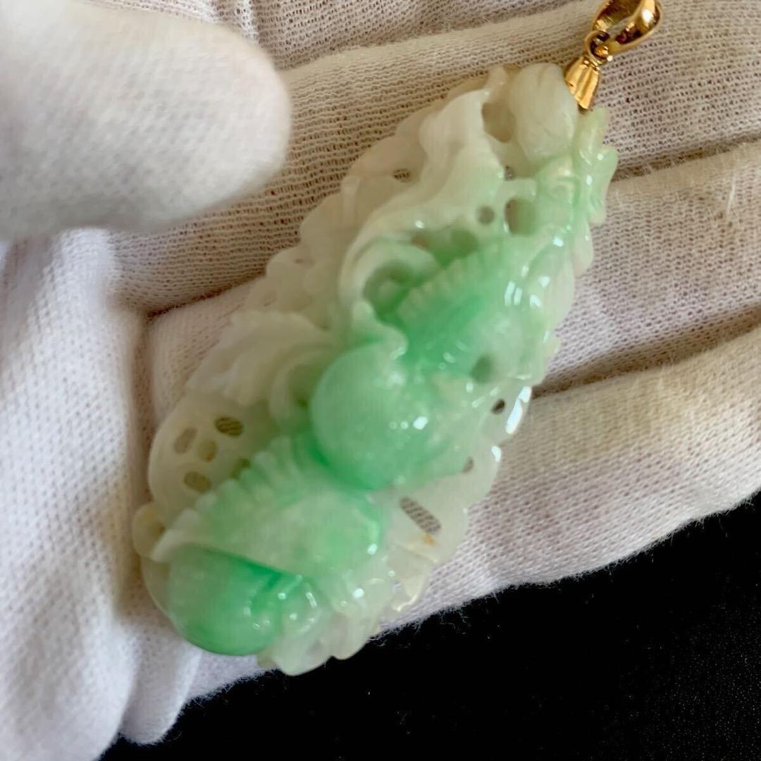 特大極上細密彫刻 k18刻印 翡翠 ペンダントトップ 15.8g ひすい