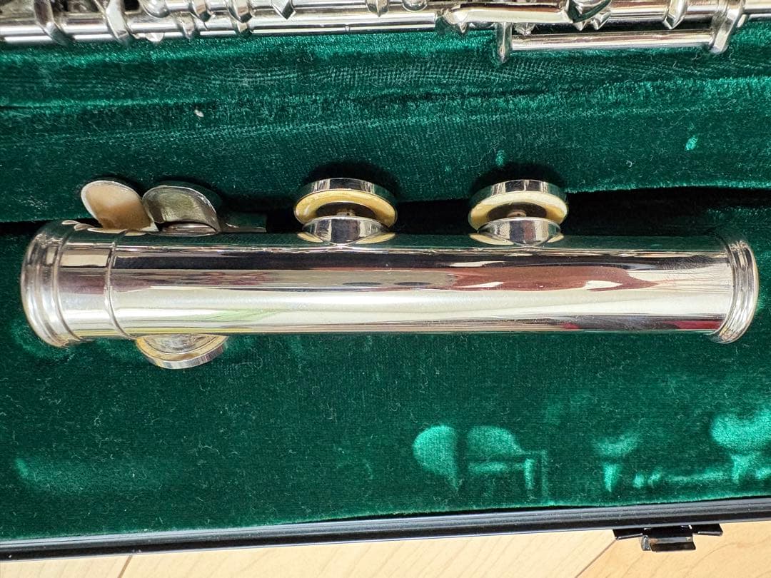 ケルントナー Kaerntner フルート 管楽器 吹奏楽 ケース付き - メルカリ