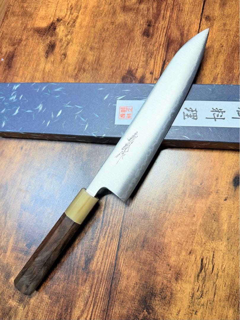 義弘作 和牛刀 本黒 包丁 8寸 青鋼 山脇刃物製作所 黒檀白